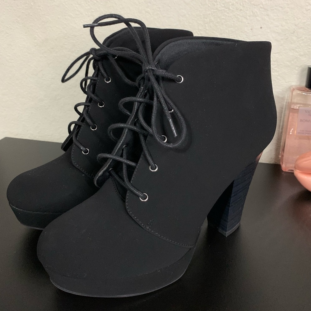soda heels